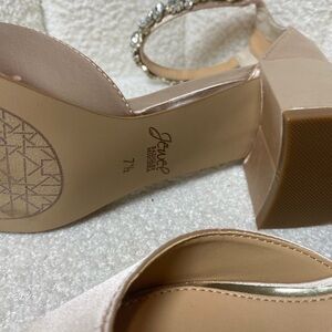 Jewel Badgley Mischka Blush Satin Heels